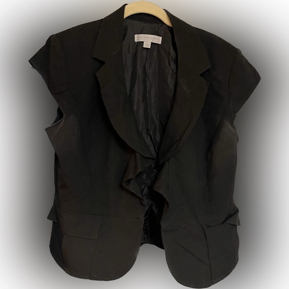 Work blazer- short sleeve